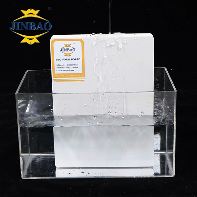 A placa de espuma de PVC &eacute; &agrave; prova d